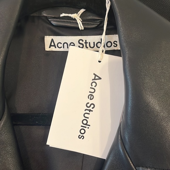Acne Oversized Leather Jacket - Picture 7 of 7